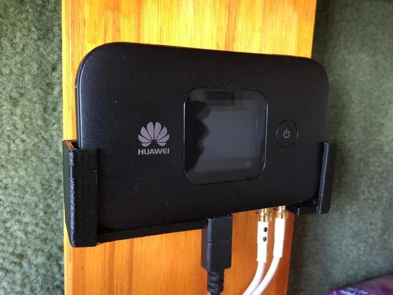 Support mural pour Hotspot wifi Huawei E5577