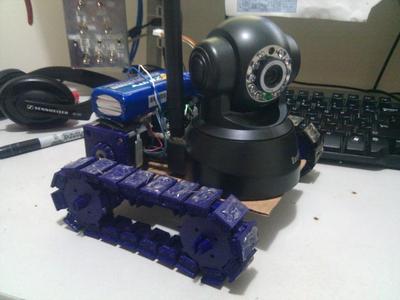 Stepper-driven tank platform for remotely operated vehicle