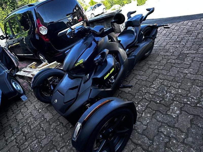 BRP can-am RYKER DASH-CAM Halter