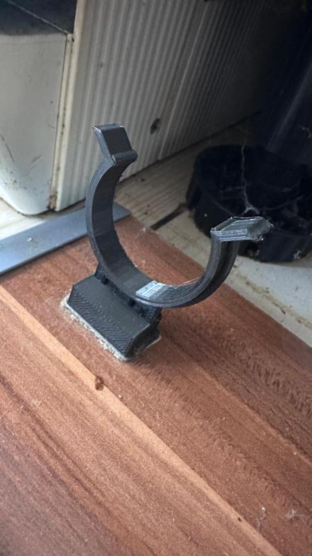 kitchen cabinet skirting hook