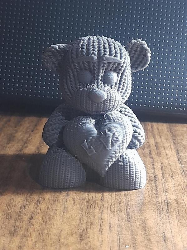 Teddy Bear with heart without supports crochet