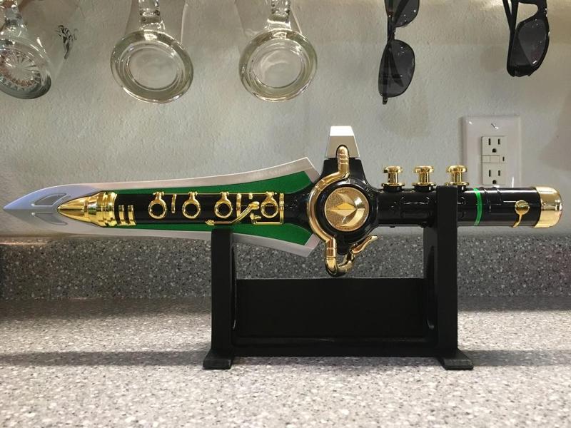 Legacy Dragon Dagger Stand v1