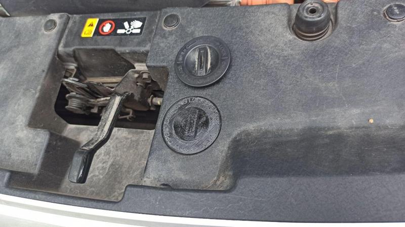 Kia soul ev front panel plastic cap