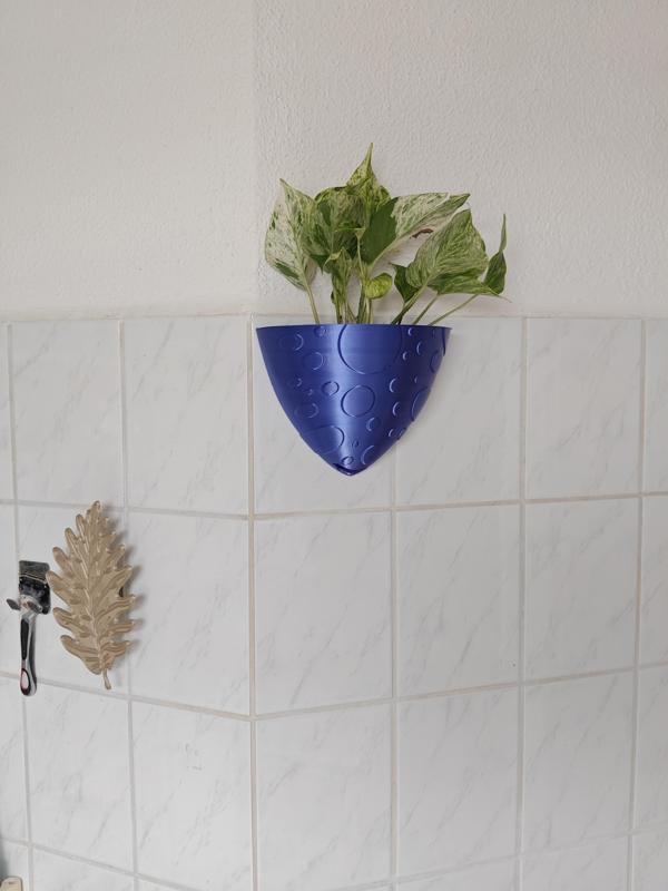 flower pot - Dew -  wall mounted (with Draining System)