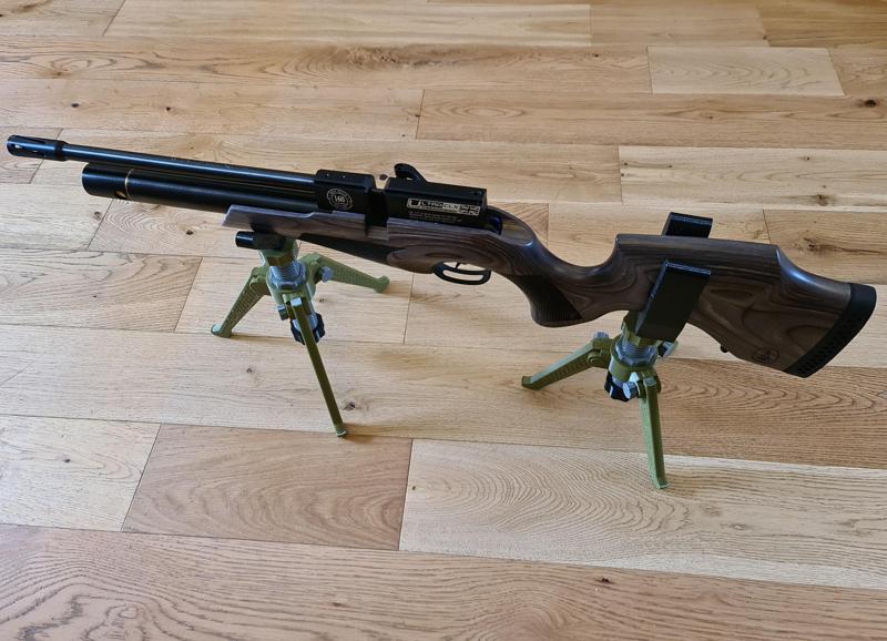 Universal Front and Rear Air Rifle Pistol GoPro Tripod Adjustable Folding Shooting Rest Sighting maintenance Stand BSA R10 R12 CLX Pro SLX FX Impact M4 EdGun Daystate Wolf Walther RM8 Weihrauch HW Reximex Ixia AGT Uragan Crosman 2240 2250 Gamo Phox