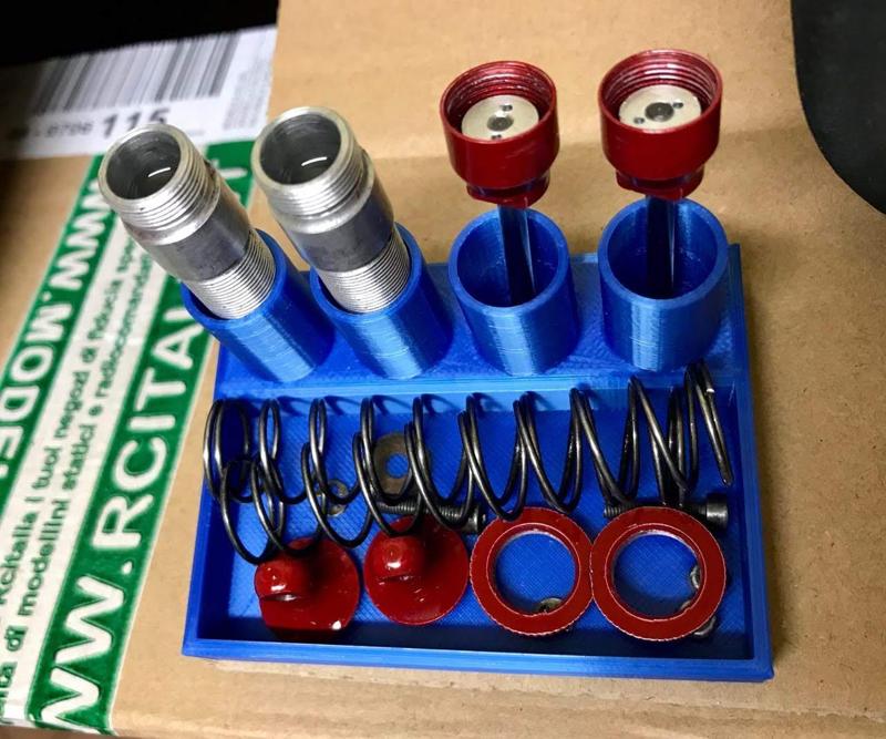 RC car shock maintenance