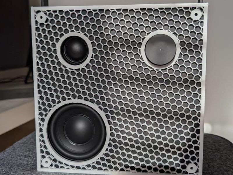 Vappeby Frontplate with Speaker-Holes