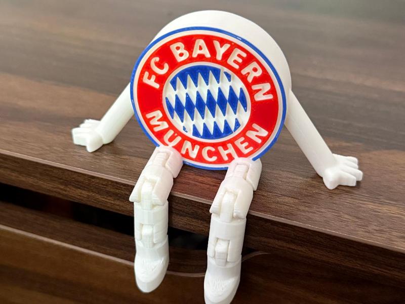 Bayern Munich Logo with Wobbly Legs