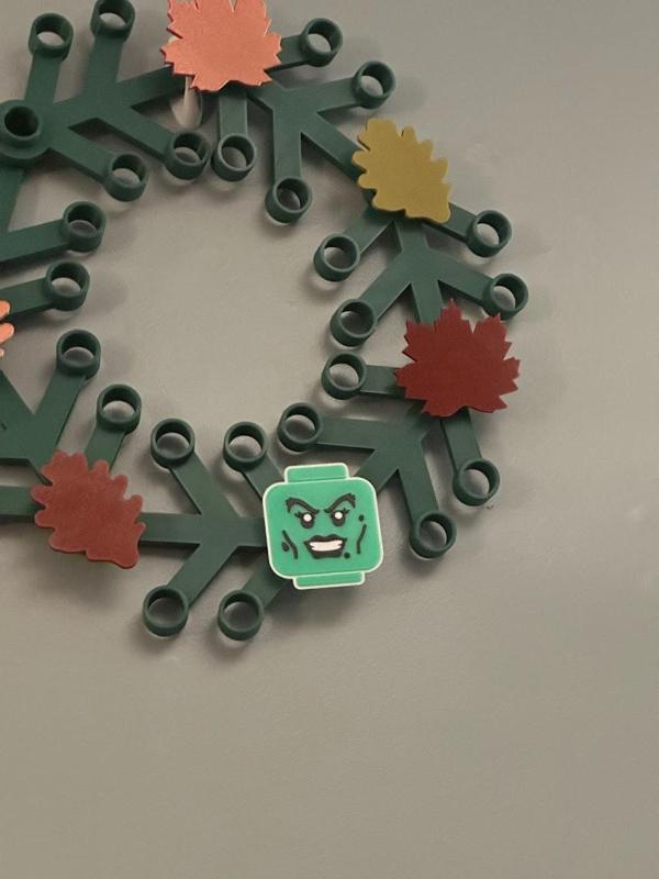 Halloween Witch Face Brick Wreath Stud