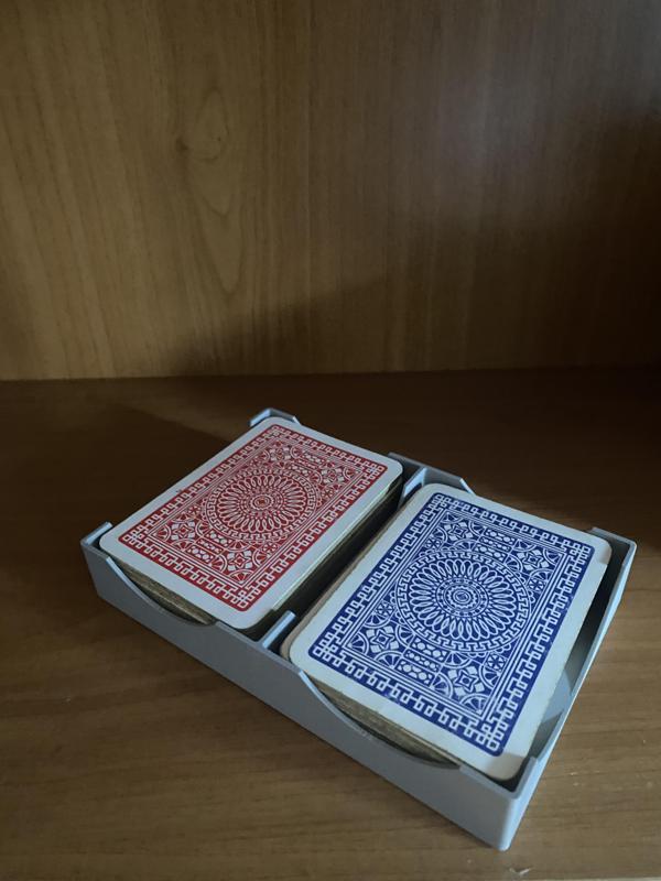 Slot for two decks of cards