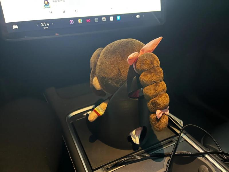 Tesla Center Console Plush Toy Seat