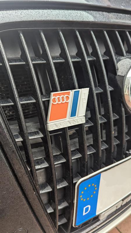 Audi RS2/ Avant TDI Logo Badge 4F9 853 736