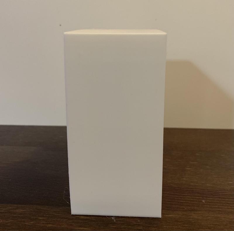 Kleines Regal für Figuren