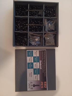 box with 9 space grid insert