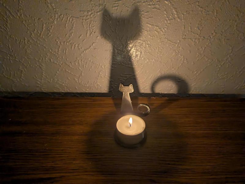 Halloween tealight holder