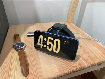 Apple Charging Station