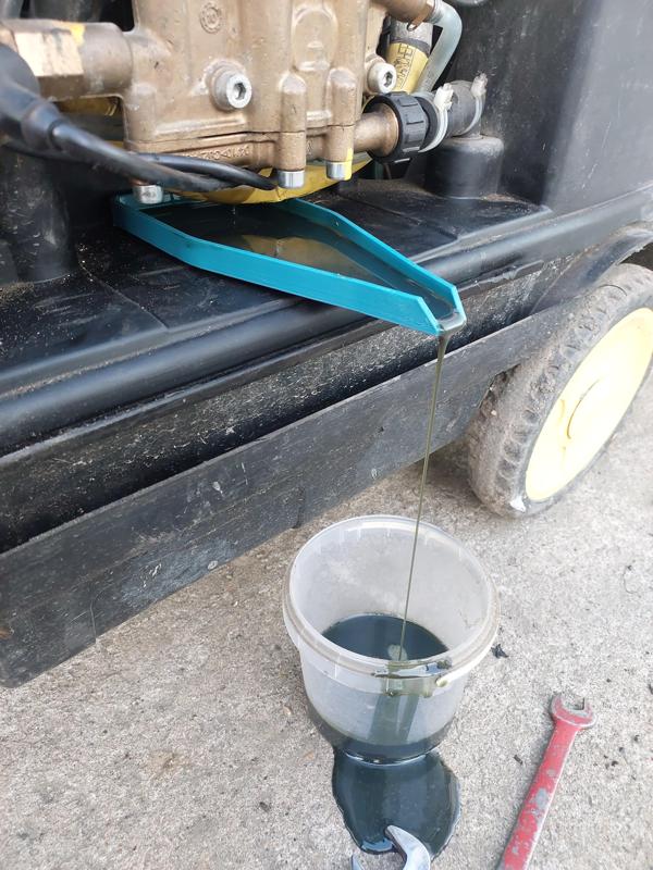 Zlewka, lejek do spuszczania oleju karcher hds