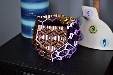 Dodecananas Vase