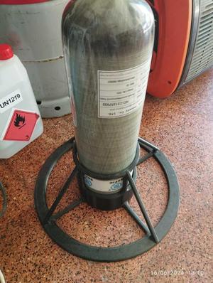 Soporte vertical Skuba