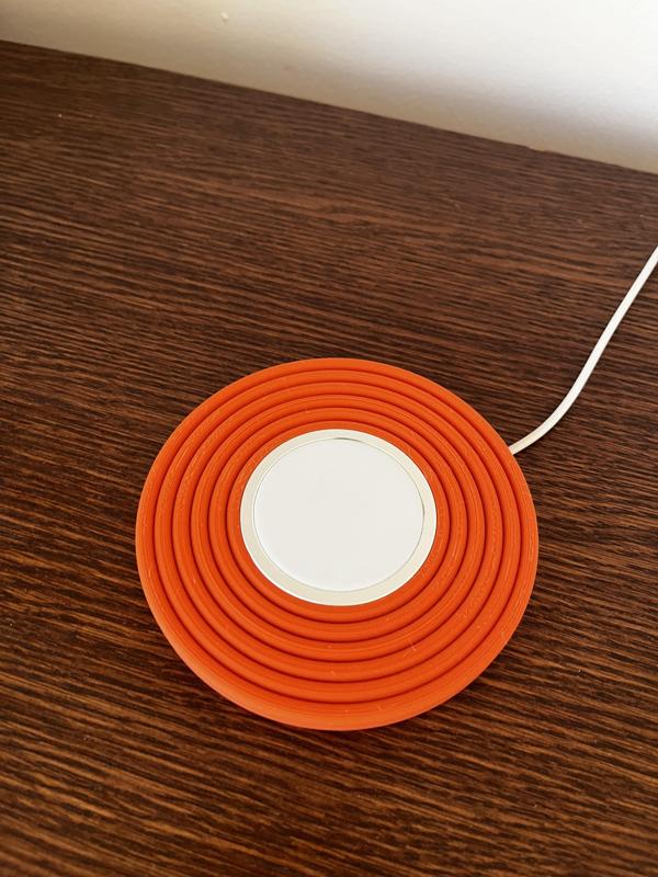 Magsafe stand - has holes for wallmounting.