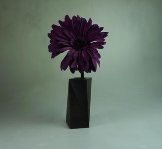 poppy's perfect vase