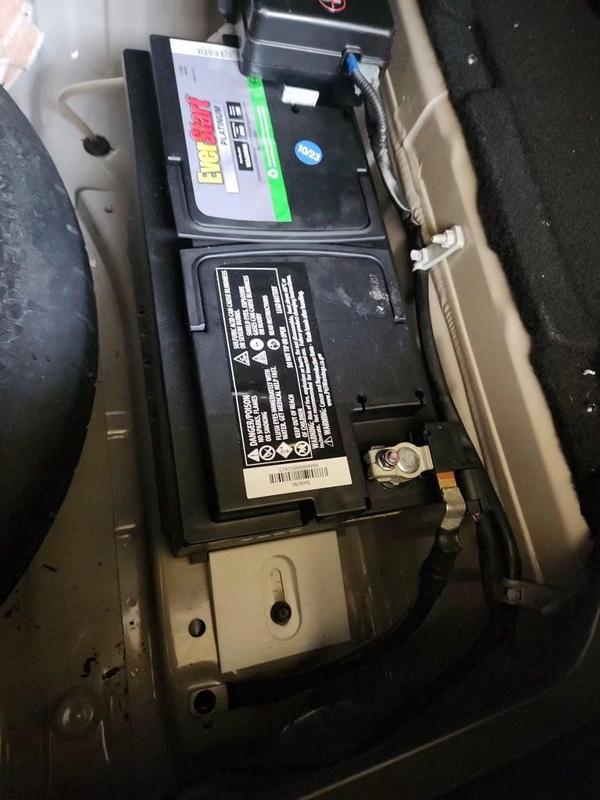 Hyundai/Kia/Genesis Adjustable Battery Bracket Adapter