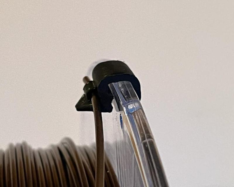 TPU filament clip