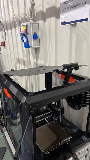 Prusa enclosure stand for top cover ventilation