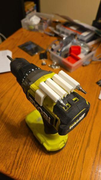 RYOBI DRILL/DRIVER BITS HOLDER