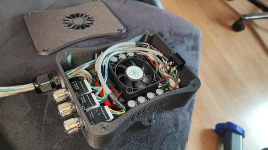 Box for T220H Amplifier   