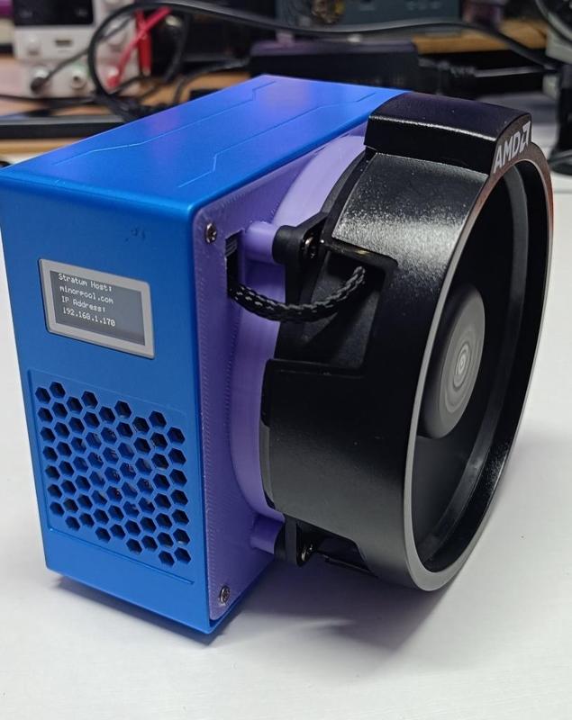 Adapter cover to mount a 90mm AMD fan on Lucky Miner LV07