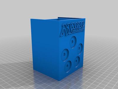 Magic commander deck holder. 100 sleeved cards