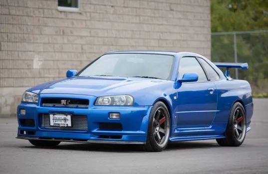 nissan skyline   