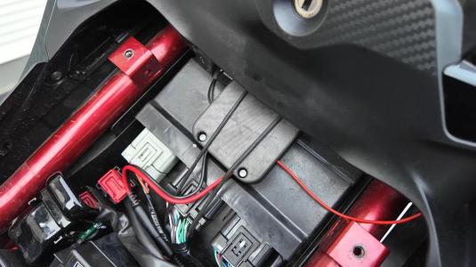 Connection hub for motorcycle   