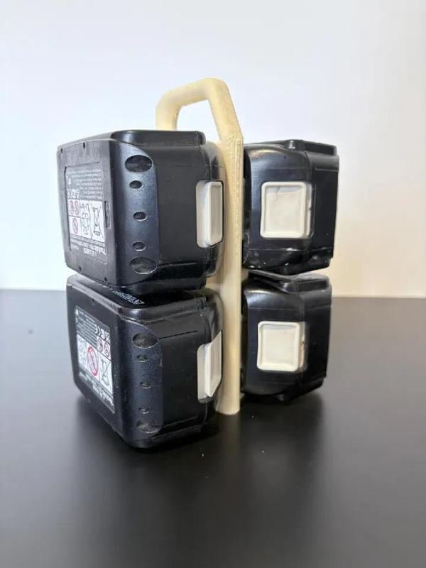 Portable Makita batery holder   