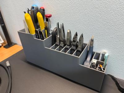 Compact Tool Station   