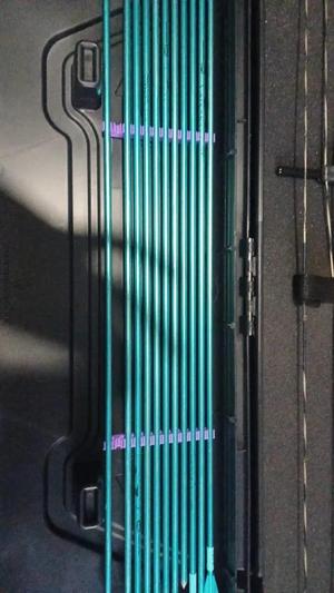 Plano slide in arrow holder   