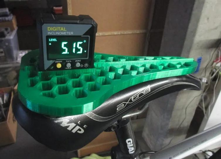 Bicycle Saddle Tilt Angle Aid   
