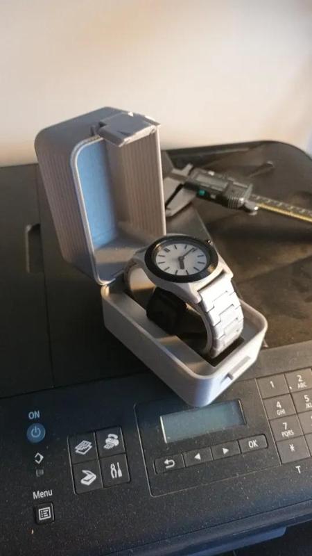 Gift Box For The 3D Printed Watch created Printschnitzel.at   