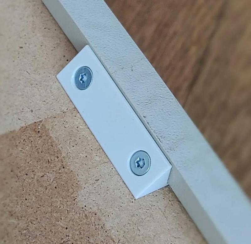IKEA drawer support bracket repair - screw-type   