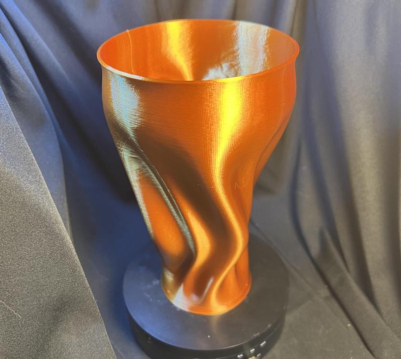 Twisted Wavy Vase