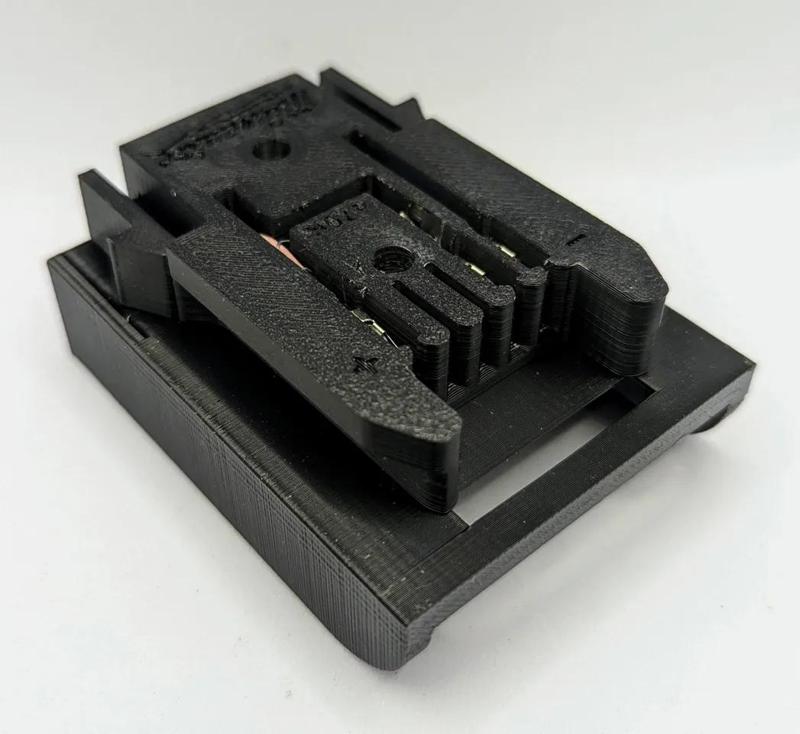 Victa / Briggs & Stratton Battery to Milwaukee Tools adaptor   