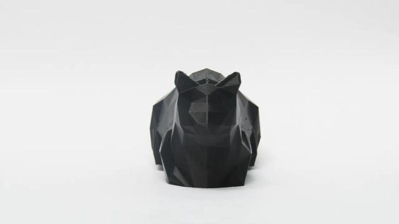 Low-Poly Cat – Stylish Geometric Desk Decoration   