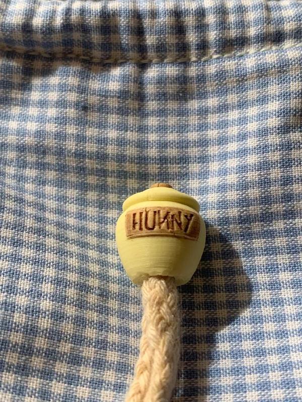 Winnie the pooh honey pot (hunny pot) tassel   