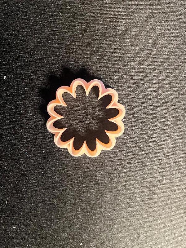 Small Flower Cutter   