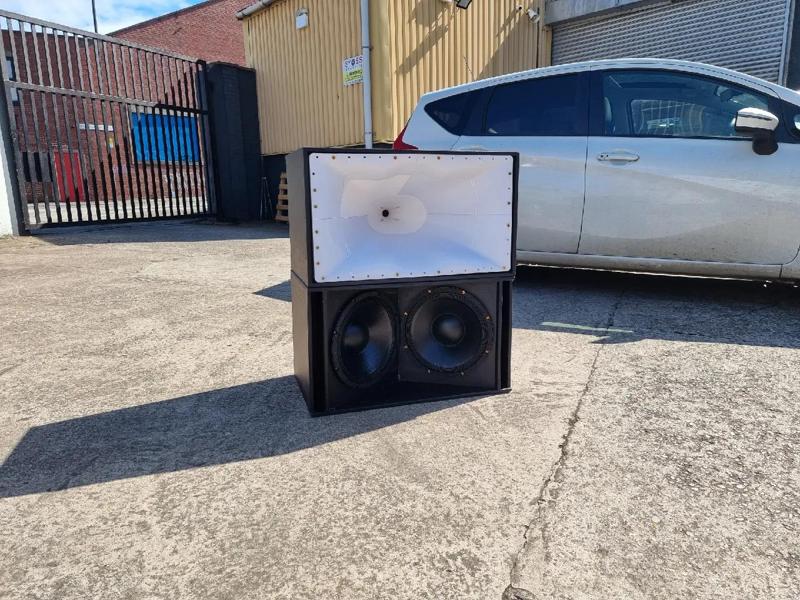 300hz Multi Entry Horn   