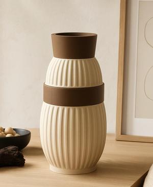 Curve Vase – Modern Japandi Style Vase
