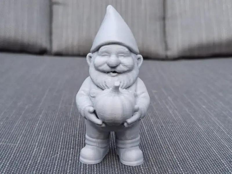 Harvest farmer Gnome with Pumpkin