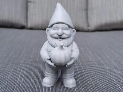 Harvest farmer Gnome with Pumpkin