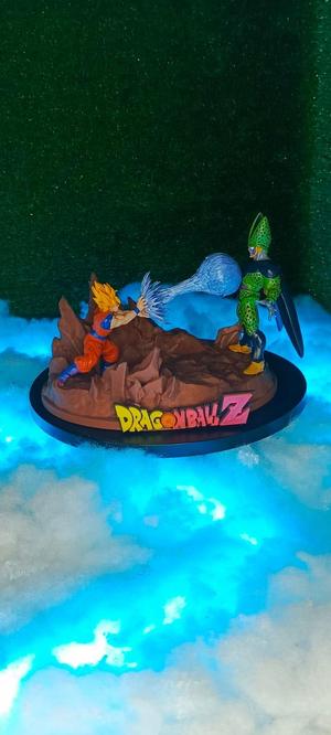 Goku vs Cell Diorama
